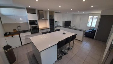 Immeuble a vendre Vivy 49680 Maine-et-Loire 162 m2  245575 euros