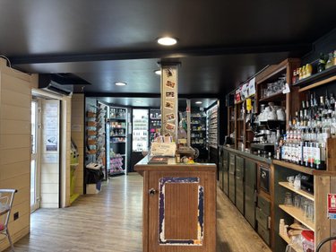Fonds et murs commerciaux a vendre Montivilliers 76290 Seine-Maritime 236 m2  291400 euros