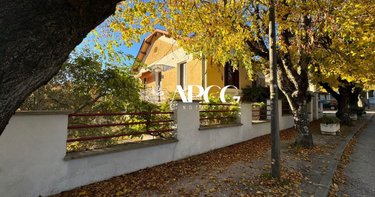 Maison a vendre Montbrun-les-Bains 26570 Drôme 138 m2 4 pièces 277000 euros