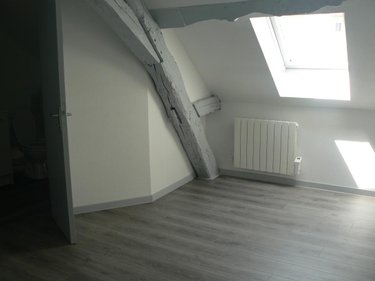 Location appartement Rully 71150 Saône-et-Loire 32 m2 2 pièces 430 euros
