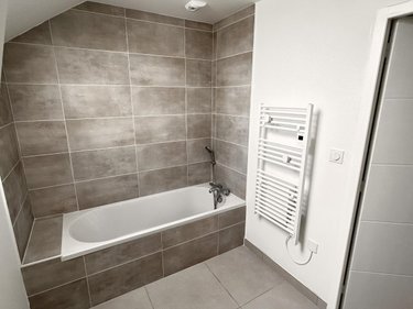 Location maison Guer 56380 Morbihan 110 m2 3 pièces 900 euros