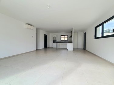 Maison a vendre Pierrelatte 26700 Drôme 100 m2 4 pièces 280000 euros