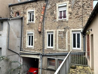 Immeuble a vendre Laval 53000 Mayenne 420 m2  565920 euros