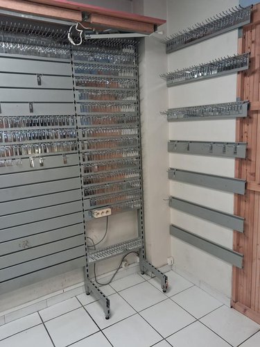 Location fonds et murs commerciaux Bourg-en-Bresse 01000 Ain 58 m2  741 euros