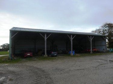 Divers a vendre Séglien 56160 Morbihan 900 m2  158000 euros