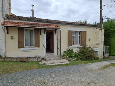 Maison a vendre Saintes 17100 Charente-Maritime 101 m2 4 pièces 85000 euros