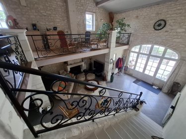 Maison a vendre Saintes 17100 Charente-Maritime 405 m2 11 pièces 500000 euros