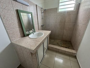 Maison a vendre Saint-Pierre 97410 Réunion 98 m2 4 pièces 298000 euros