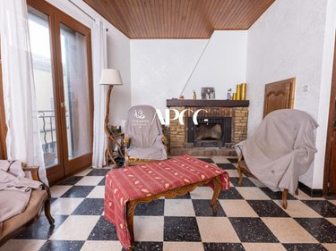 Viager maison Mirabel-aux-Baronnies 26110 Drôme 280 m2 10 pièces 205000 euros