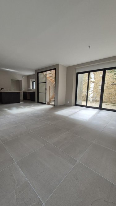 Location maison Landivisiau 29400 Finistère 155 m2 7 pièces 1225 euros