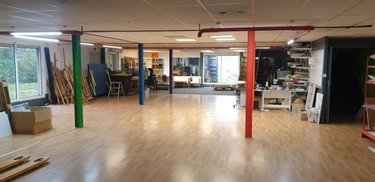 Location fonds et murs commerciaux Loudéac 22600 Côtes-d'Armor 300 m2  1800 euros