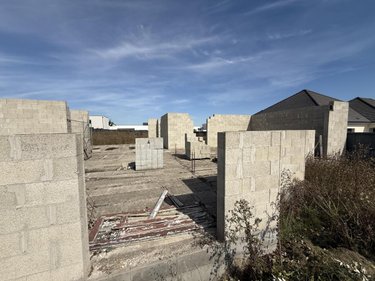 Terrain a batir a vendre Gueux 51390 Marne 1021 m2  323000 euros