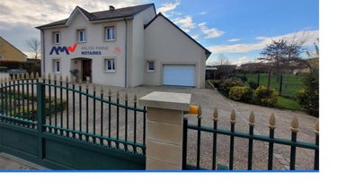 Maison a vendre Sablé-sur-Sarthe 72300 Sarthe 176 m2 6 pièces 280800 euros