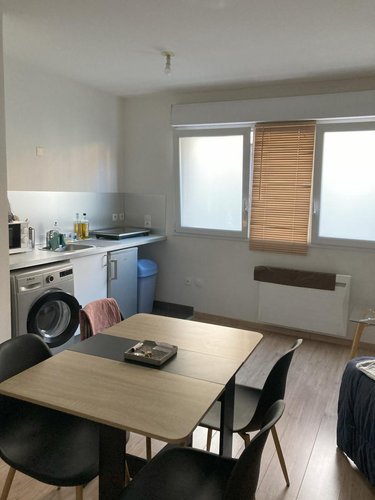 Location appartement Reims 51100 Marne 34 m2 1 pièce 520 euros