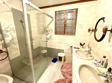 Maison a vendre Saint-Chély-d'Apcher 48200 Lozère 103 m2 9 pièces 219000 euros