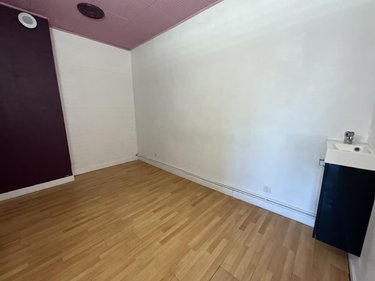 Fonds et murs commerciaux a vendre Ploemeur 56270 Morbihan 31 m2  94680 euros