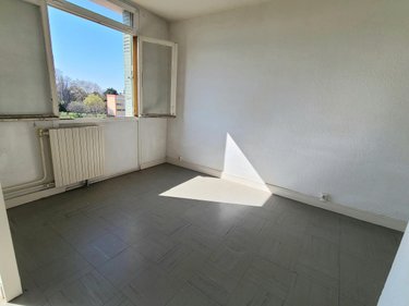 Appartement a vendre Pierrelatte 26700 Drôme 82 m2 5 pièces 91500 euros