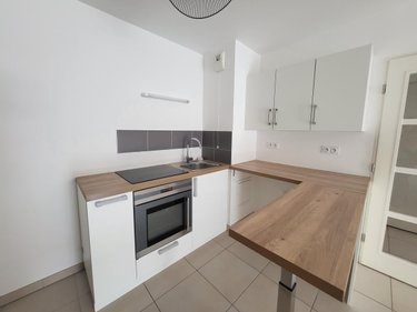 Location appartement Reims 51100 Marne 43 m2  660 euros