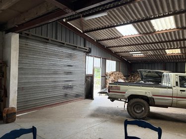Immeuble a vendre Ménéac 56490 Morbihan 300 m2  74500 euros