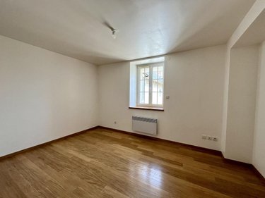 Location maison Ville-Dommange 51390 Marne 126 m2  1035 euros