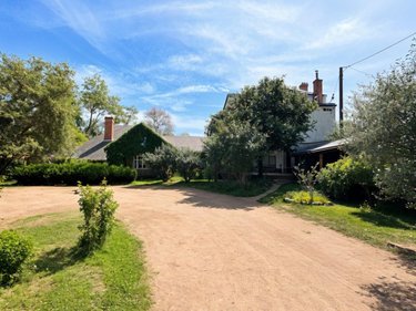 Maison a vendre Loire-Authion 49250 Maine-et-Loire 300 m2 8 pièces 488250 euros