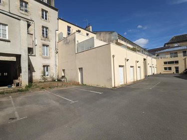 Fonds et murs commerciaux a vendre Morlaix 29600 Finistère 188 m2  292200 euros