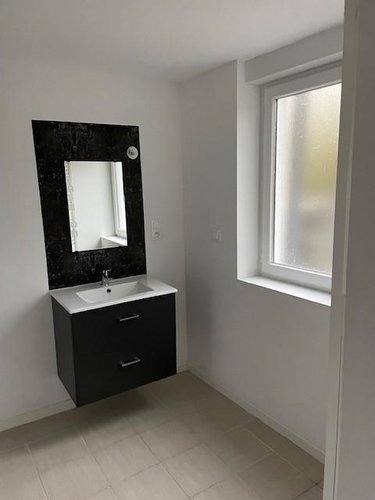 Location maison Doingt 80200 Somme 55 m2 3 pièces 550 euros