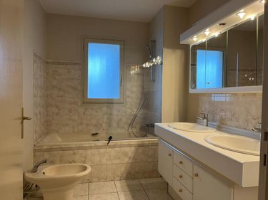 Location appartement Laval 53000 Mayenne 93 m2 3 pièces 1020 euros
