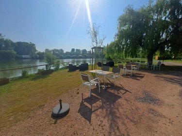 Fonds et murs commerciaux a vendre Ardres 62610 Pas-de-Calais 100 m2  693548 euros