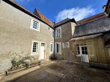 Maison a vendre Malicorne-sur-Sarthe 72270 Sarthe 165 m2 7 pièces 137150 euros