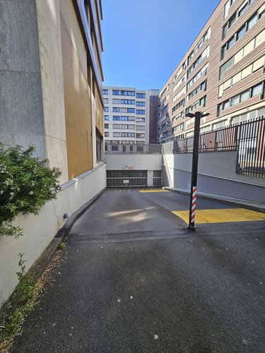 Garage et parking a vendre Lille 59000 Nord 10 m2  27500 euros