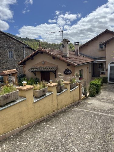 Maison a vendre Nant 12230 Aveyron 170 m2 4 pièces 180000 euros