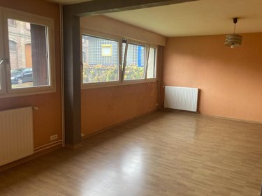 Appartement a vendre Elbeuf 76500 Seine-Maritime 82 m2 3 pièces 65000 euros