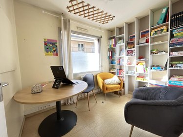 Immeuble a vendre Guer 56380 Morbihan 350 m2  493500 euros