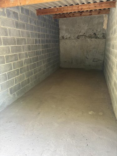 Garage et parking a vendre Hénin-Beaumont 62110 Pas-de-Calais 15 m2  8000 euros