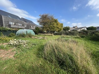 Immeuble a vendre Yffiniac 22120 Côtes-d'Armor 331 m2  689000 euros