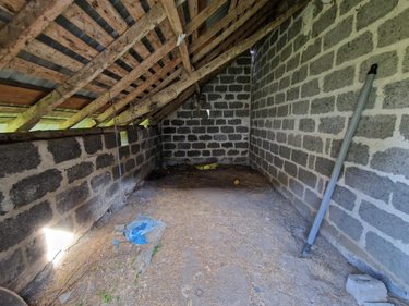 Garage et parking a vendre Loire-Authion 49250 Maine-et-Loire 125 m2