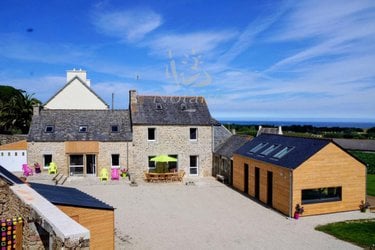 Maison a vendre Plounévez-Lochrist 29430 Finistère 131 m2 7 pièces 549900 euros