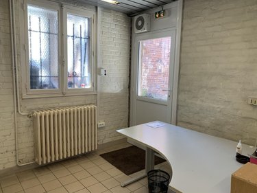 Location fonds et murs commerciaux Arras 62000 Pas-de-Calais 60 m2  680 euros