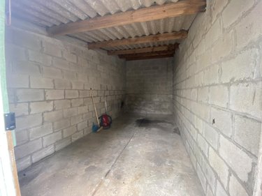 Garage et parking a vendre Brest 29200 Finistère 14 m2  12500 euros