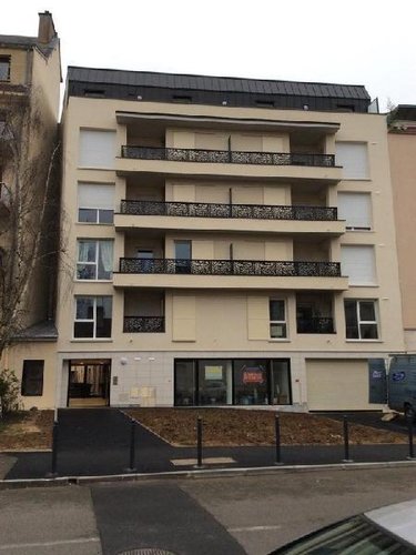 Location appartement Chartres 28000 Eure-et-Loir 70 m2 4 pièces 908 euros