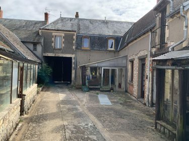 Maison a vendre Bazoches-les-Gallerandes 45480 Loiret 215 m2 10 pièces 118000 euros