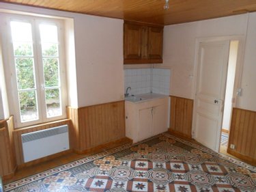 Location maison Champrond-en-Perchet 28400 Eure-et-Loir 39 m2 2 pièces 302 euros