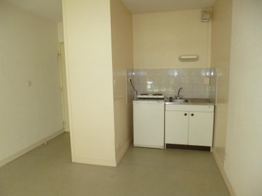 Location appartement Bourg-en-Bresse 01000 Ain 28 m2 1 pièce 380 euros