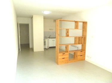 Location appartement Bourg-en-Bresse 01000 Ain 28 m2 1 pièce 380 euros