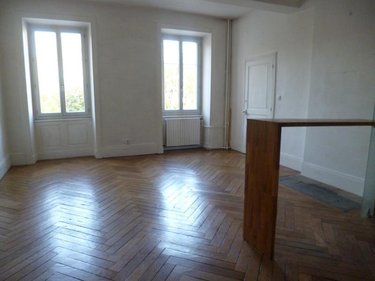 Location appartement Bourg-en-Bresse 01000 Ain 35 m2 1 pièce 510 euros