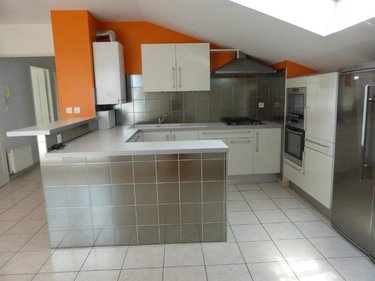 Location appartement Bourg-en-Bresse 01000 Ain 75 m2 3 pièces 850 euros