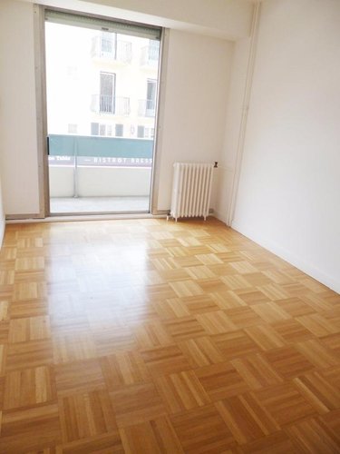 Location appartement Bourg-en-Bresse 01000 Ain 61 m2 2 pièces 720 euros