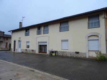 Location appartement Buellas 01310 Ain 84 m2 4 pièces 715 euros