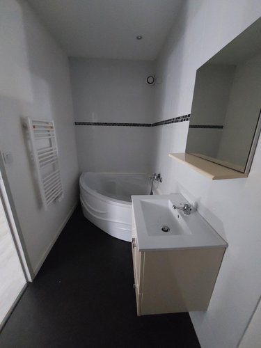 Location appartement Bourg-en-Bresse 01000 Ain 67 m2 2 pièces 625 euros